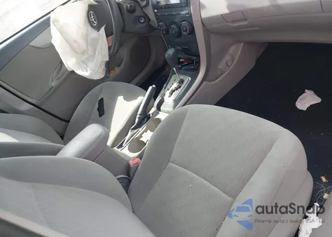 2010 Toyota Corolla Le z USA, uszkodzony, nr VIN 2T1BU4EE7AC258404